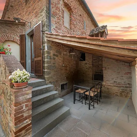 In Tuscany With Pool And Hill Views * 코르토나